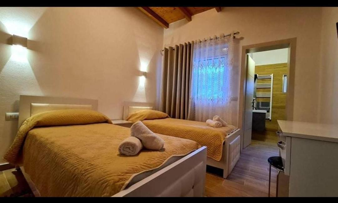 Villa Goliku Pestani Exterior foto
